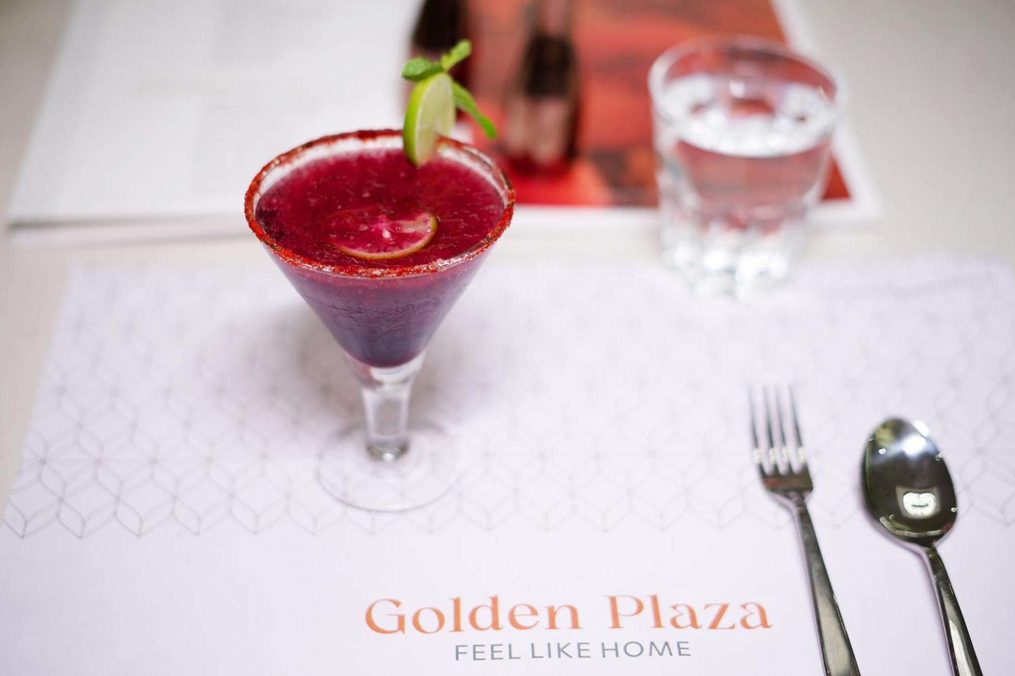 Golden Plaza Ahmedabad Exterior foto