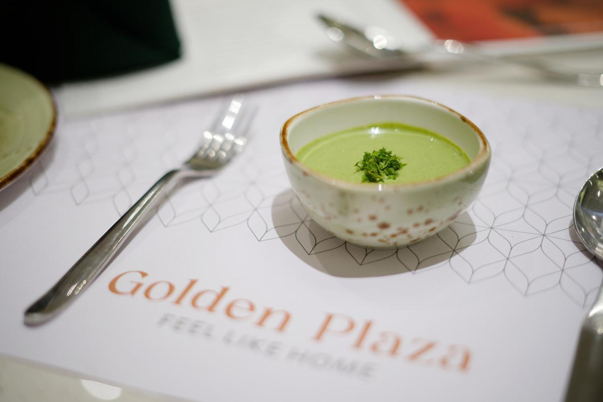 Golden Plaza Ahmedabad Exterior foto